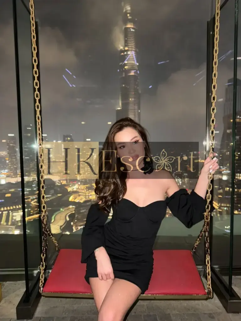 Di - Escort Hong Kong, bust 2, height 163 cm, weight 44 kg