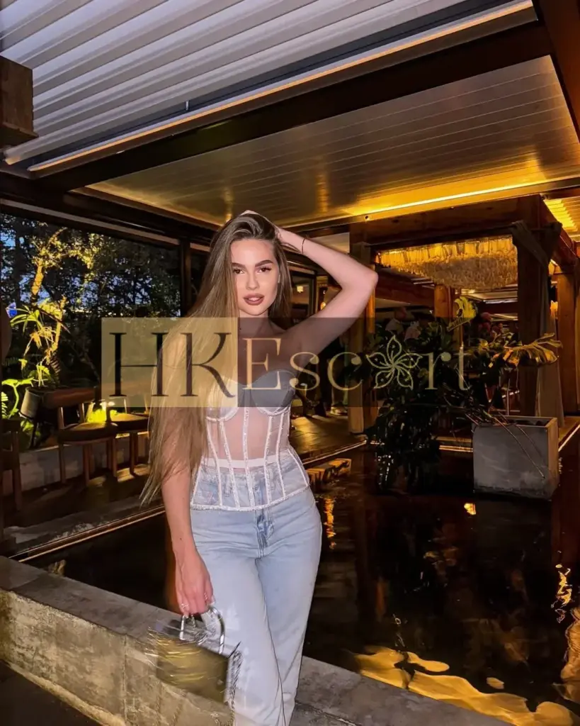 Victoria - Escort Hong Kong, bust 2, height 175 cm, weight 60 kg