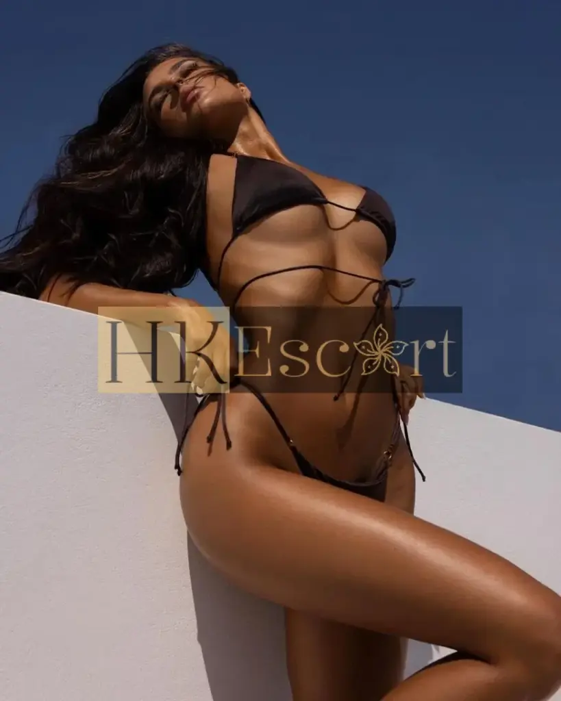 Ingrid - Escort Hong Kong, bust 3, height 174 cm, weight 60 kg