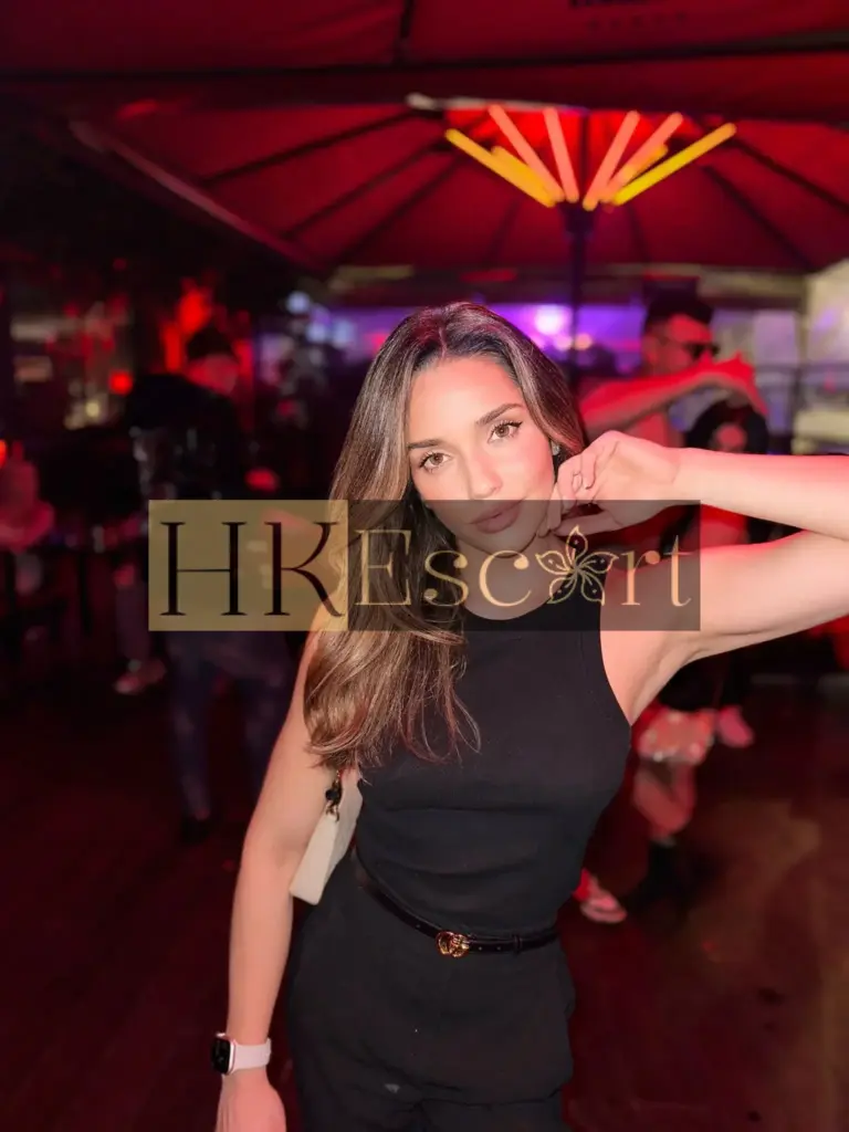 Penelope - Escort Hong Kong, bust 1, height 168 cm, weight 56 kg