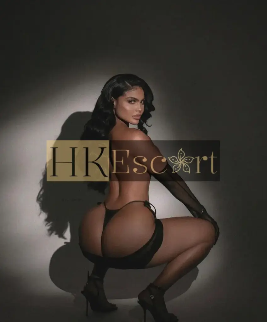 Serena - Escort Hong Kong, bust 3, height 175 cm, weight 60 kg