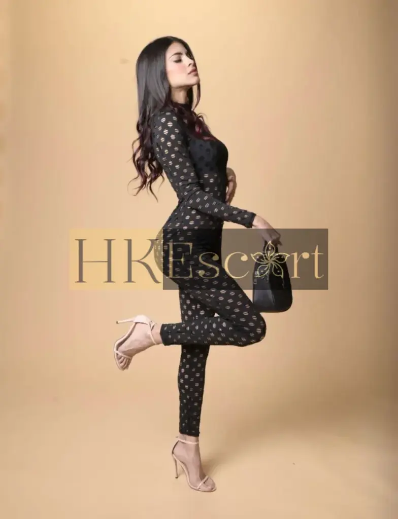 Liliana - Escort Hong Kong, bust 2, height 176 cm, weight 58 kg