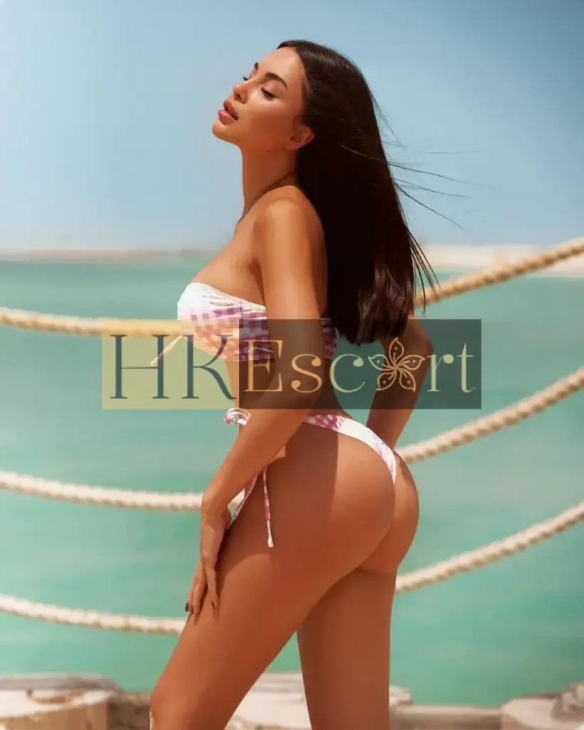 Alana - Escort Hong Kong, bust 2, height 174 cm, weight 57 kg