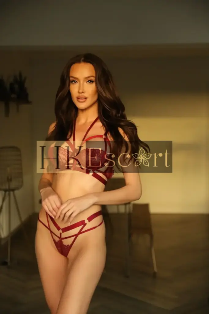 Rosalie - Escort Hong Kong, bust 2, height 178 cm, weight 58 kg