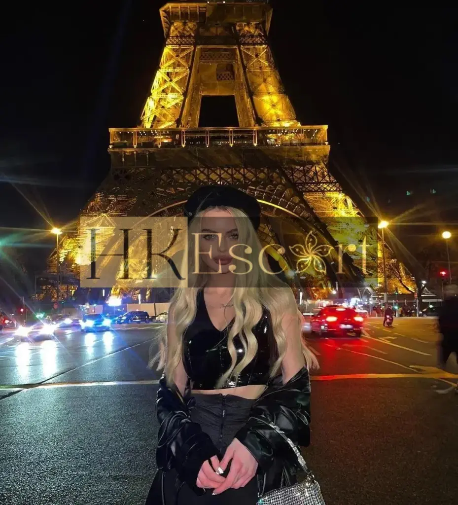 Kaitlyn - Escort Hong Kong, bust 2, height 167 cm, weight 54 kg