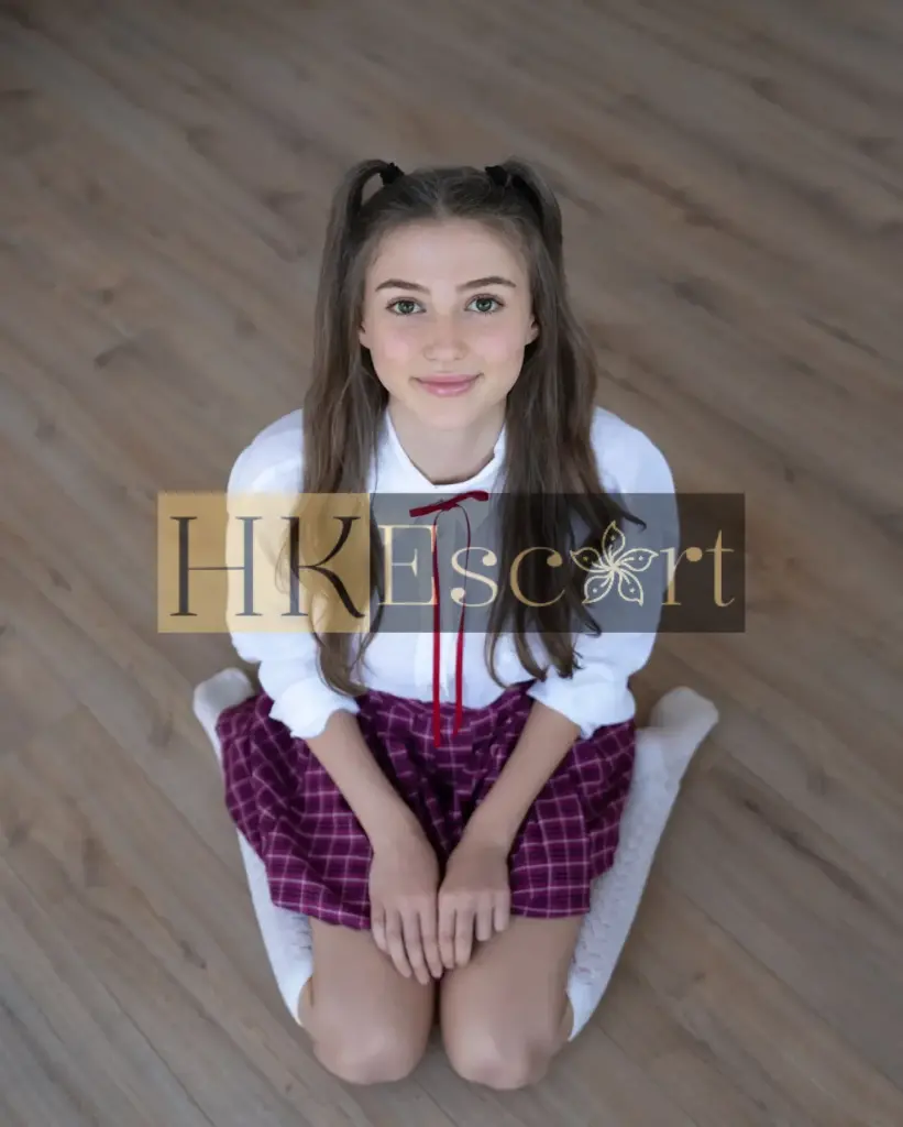 Elsa - Escort Hong Kong, bust 3, height 174 cm, weight 59 kg