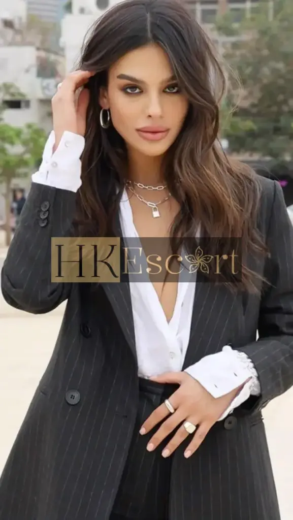 Mariana - Escort Hong Kong, bust 1, height 175 cm, weight 59 kg