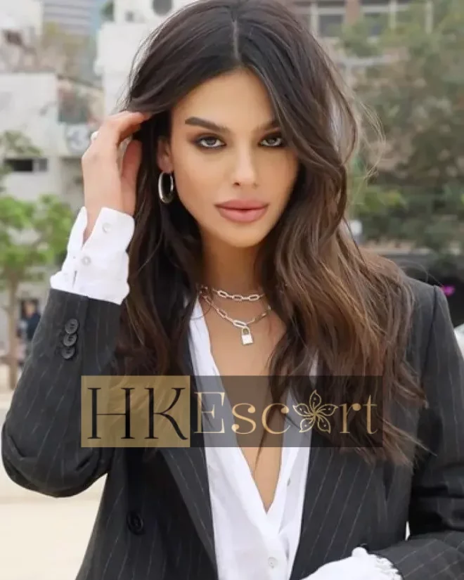 Mariana, 25 years old, weight 59 kg, height 175 cm