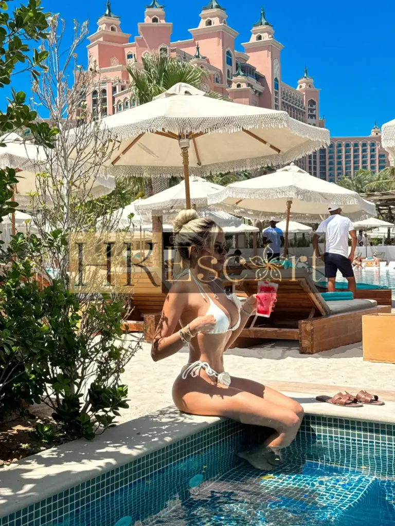 Martina - Escort Hong Kong, bust 4, height 170 cm, weight 51 kg