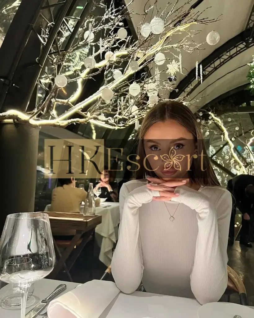 Waverly - Escort Hong Kong, bust 1, height 175 cm, weight 53 kg