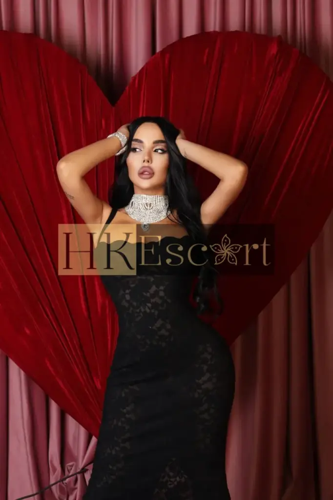Amalia - Escort Hong Kong, bust 3, height 165 cm, weight 60 kg