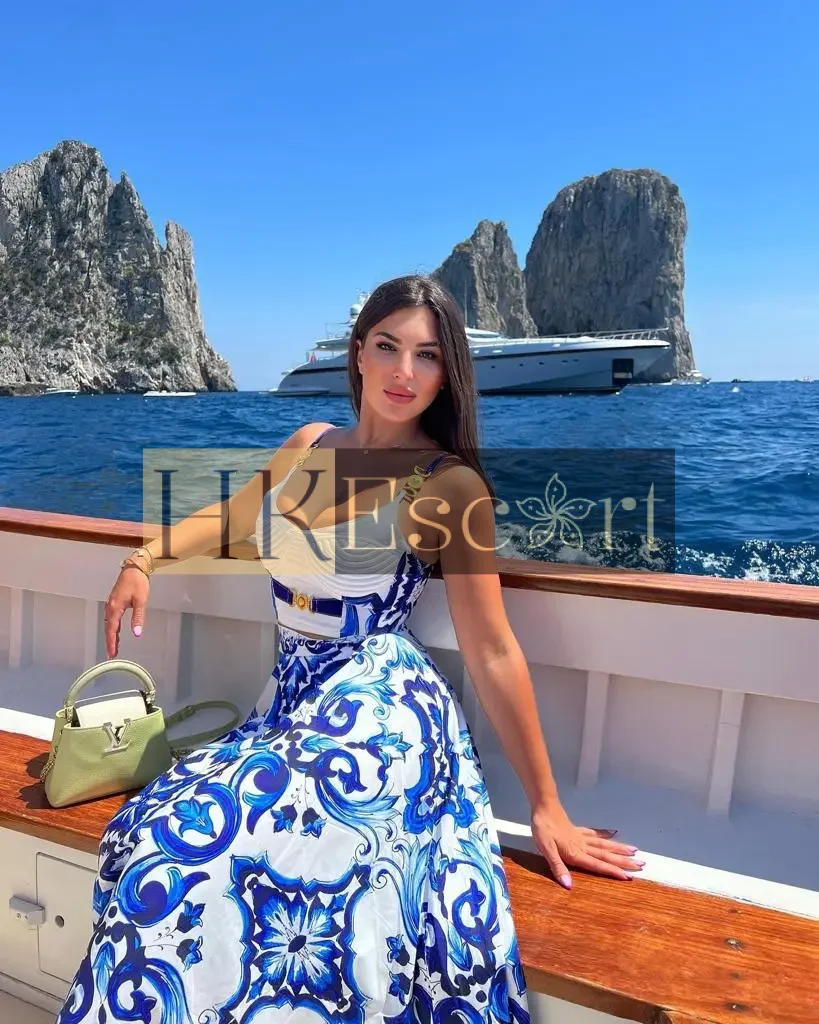 Rebecca - Escort Hong Kong, bust 3, height 178 cm, weight 61 kg