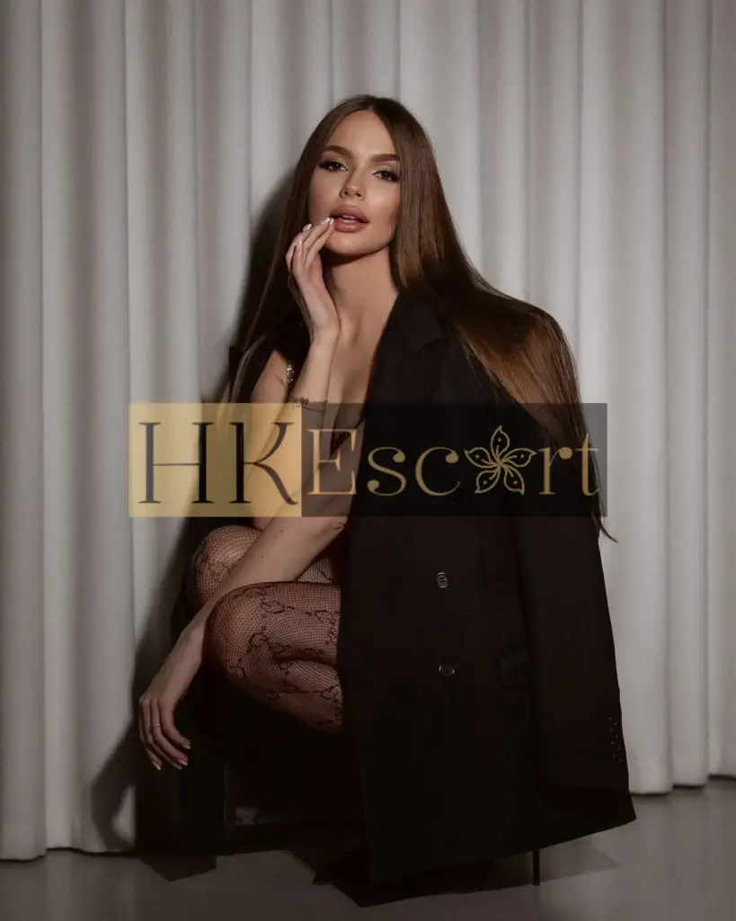 Aurora - Escort Hong Kong, bust 2, height 172 cm, weight 56 kg