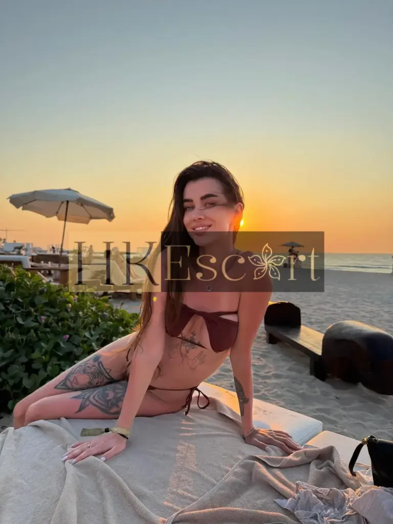 Polina - Escort Hong Kong, bust 2, height 164 cm, weight 43 kg