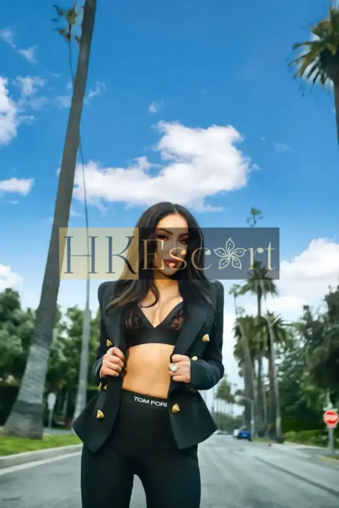 Sarah - Escort Hong Kong, bust 3, height 172 cm, weight 50 kg