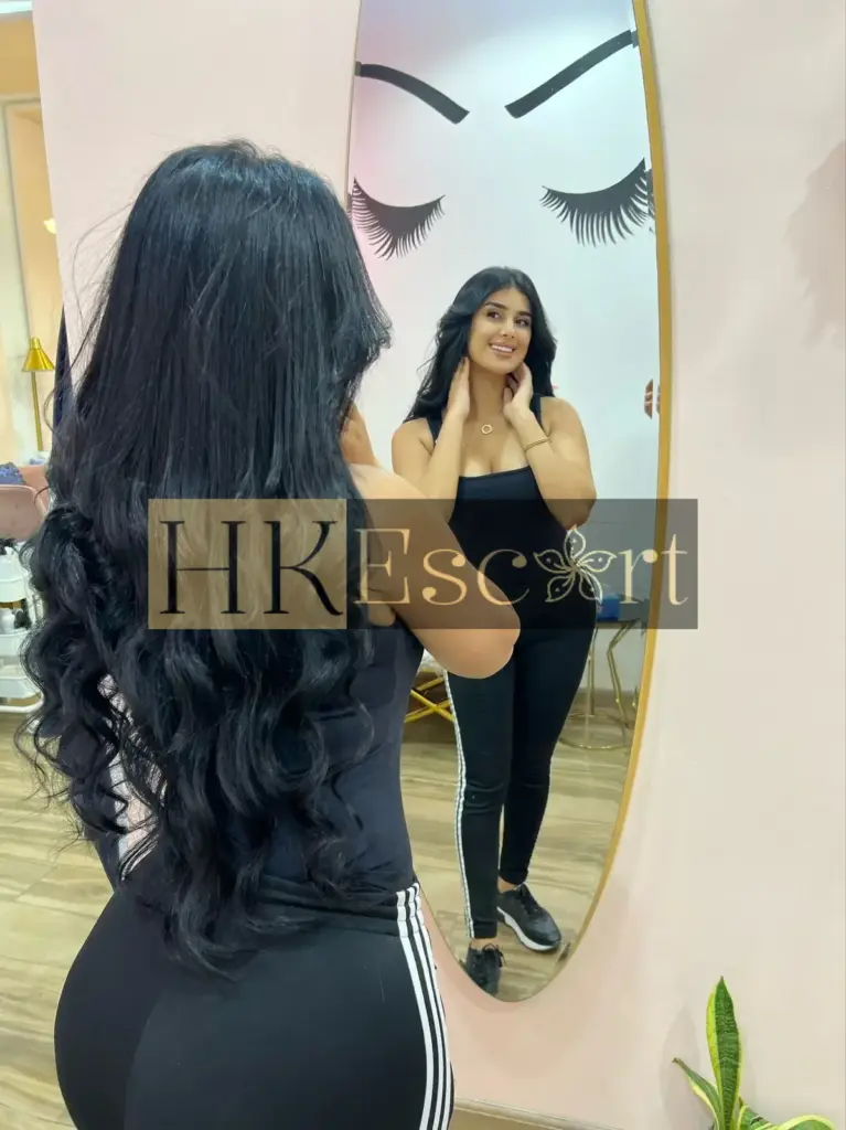 Lilsecret - Escort Hong Kong, bust 3, height 169 cm, weight 62 kg