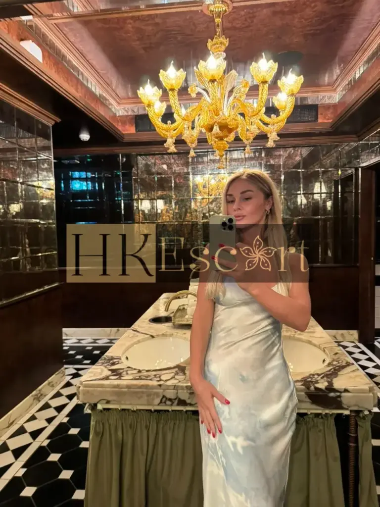 Talia - Escort Hong Kong, bust 2, height 162 cm, weight 49 kg