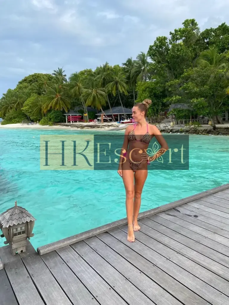 Alexsa - Escort Hong Kong, bust 2, height 169 cm, weight 51 kg