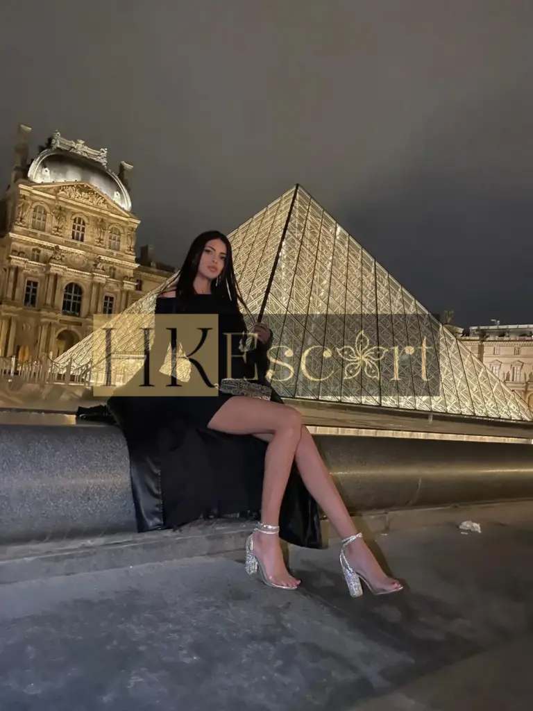Liliana - Escort Hong Kong, bust 2, height 176 cm, weight 58 kg