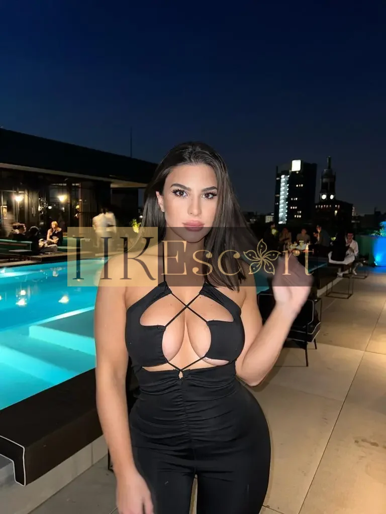 Rebecca - Escort Hong Kong, bust 3, height 178 cm, weight 61 kg