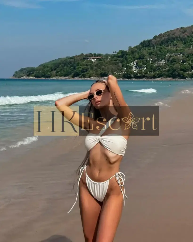 Mackenzie - Escort Hong Kong, bust 1, height 173 cm, weight 55 kg