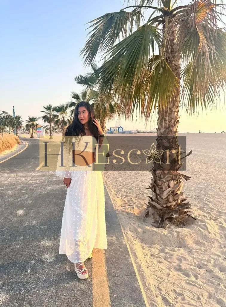 Yasmin - Escort Hong Kong, bust 3, height 170 cm, weight 55 kg