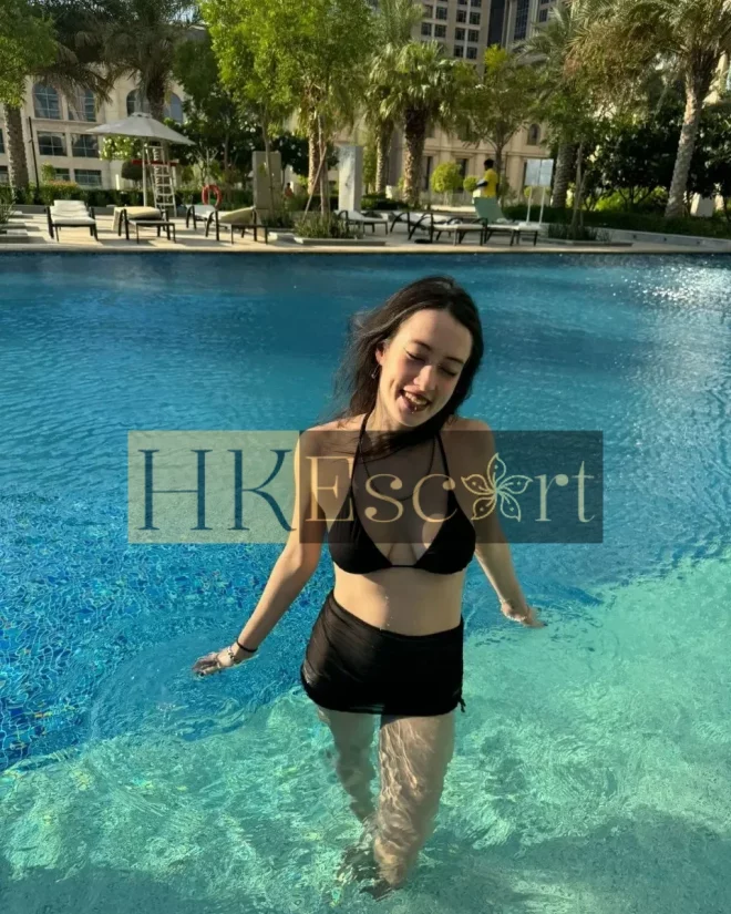 Alex, 20 years old, weight 60 kg, height 176 cm