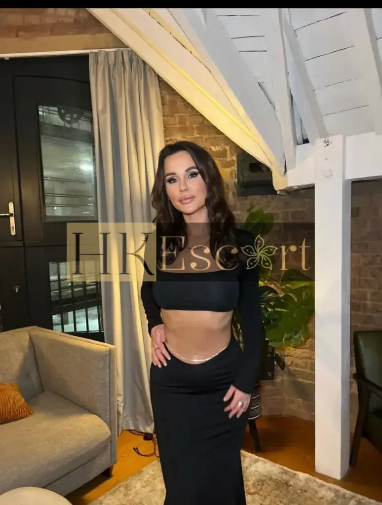 Willow - Escort Hong Kong, bust 2, height 175 cm, weight 57 kg