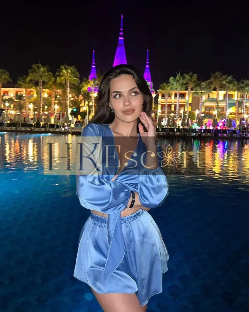 Nicole - Escort Hong Kong, bust 2, height 174 cm, weight 54 kg