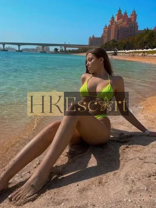 Karina - Escort Hong Kong, bust 2, height 173 cm, weight 58 kg