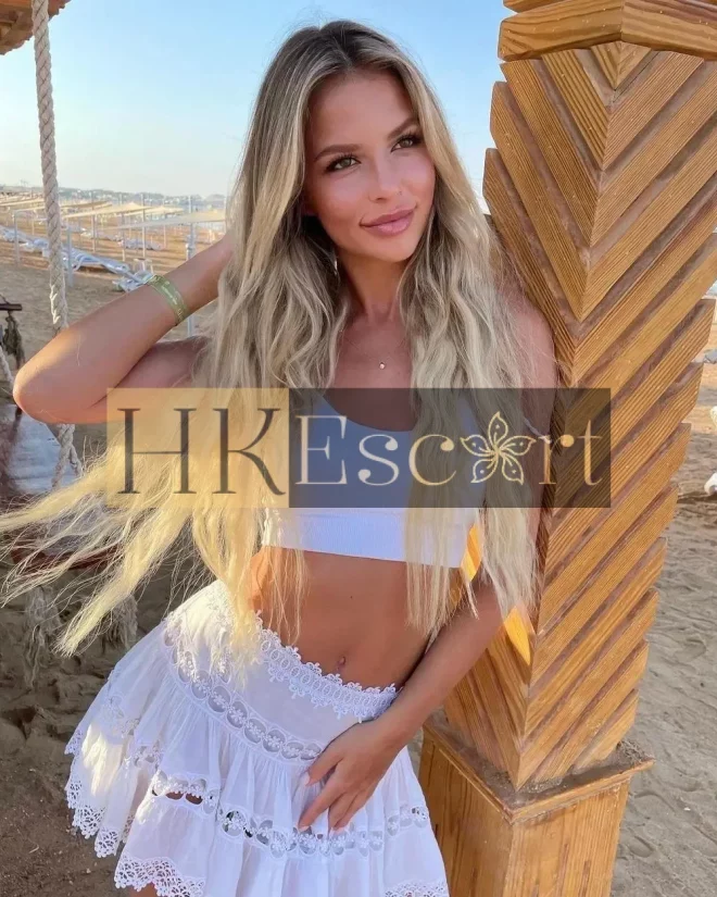 Estelle, 27 years old, weight 55 kg, height 167 cm