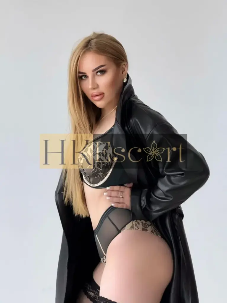 Mirabella - Escort Hong Kong, bust 2, height 170 cm, weight 73 kg