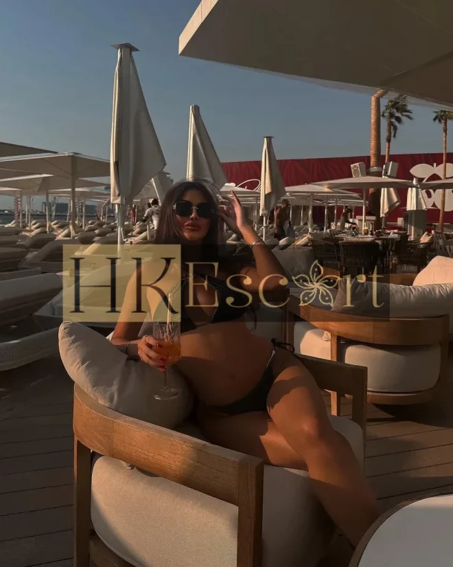 Artemida, 25 years old, weight 59 kg, height 178 cm