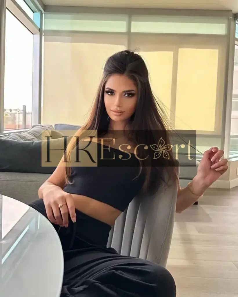 Mae - Escort Hong Kong, bust 3, height 176 cm, weight 58 kg