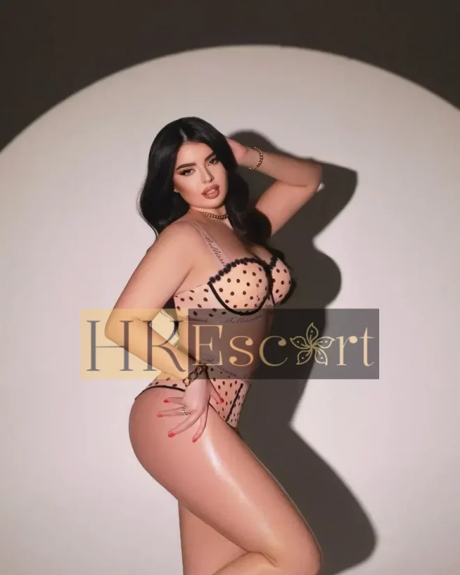 Samira, 24 years old, weight 68 kg, height 177 cm