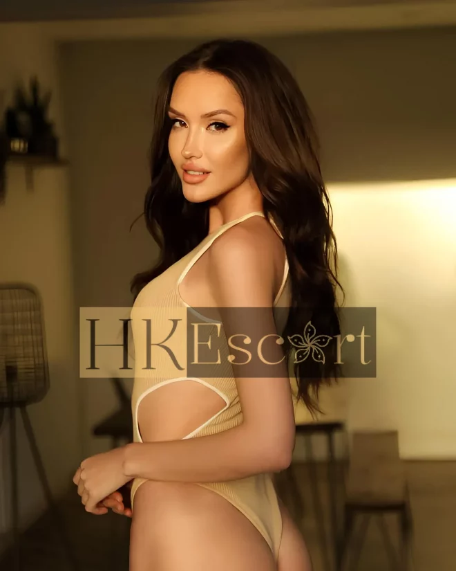 Coralie, 23 years old, weight 58 kg, height 176 cm