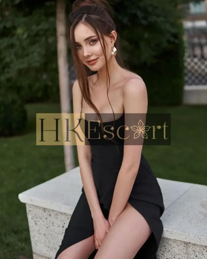 Bailey - Escort Hong Kong, bust 2, height 175 cm, weight 58 kg