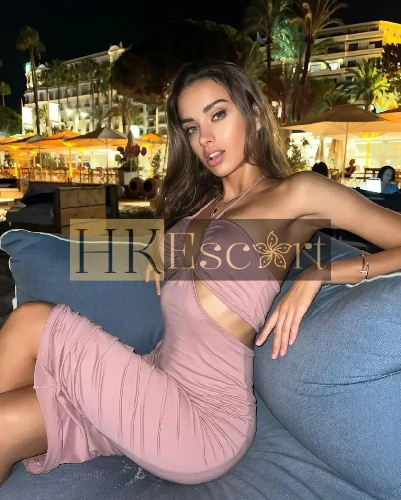 Sierra - Escort Hong Kong, bust 2, height 177 cm, weight 50 kg