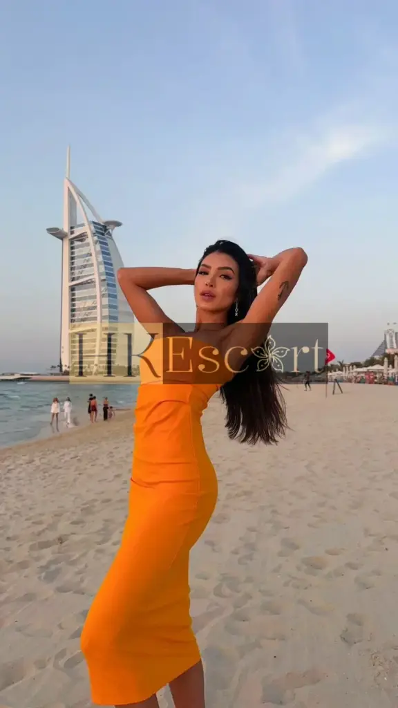 Amalia - Escort Hong Kong, bust 2, height 170 cm, weight 56 kg