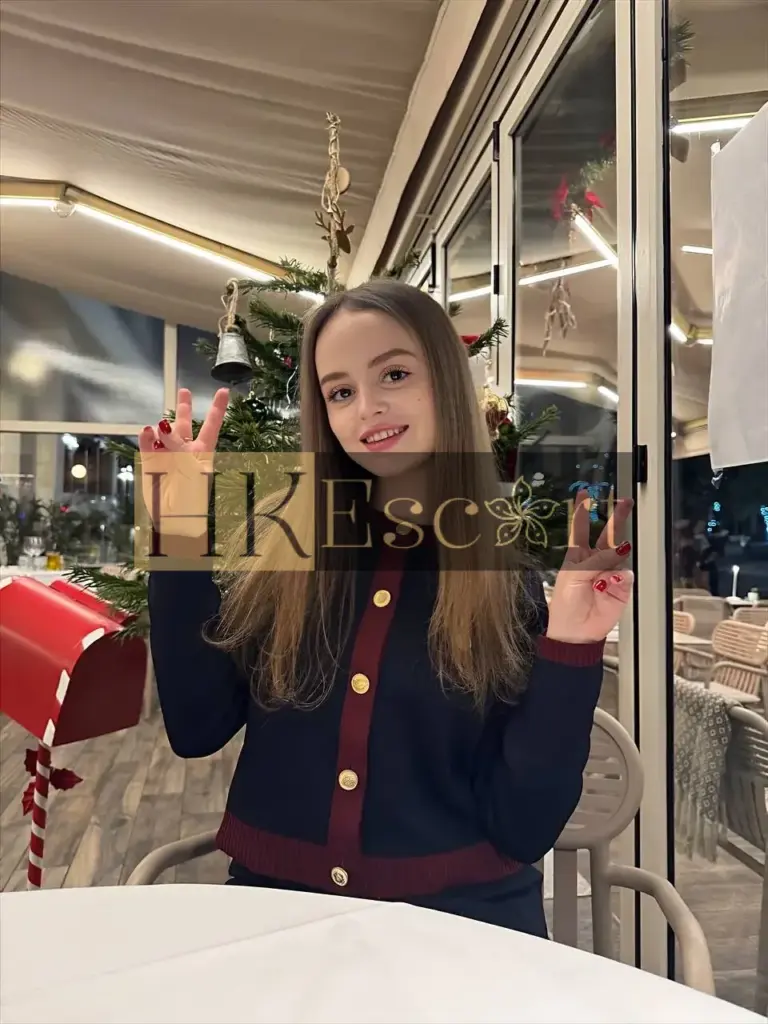 Riley - Escort Hong Kong, bust 1, height 170 cm, weight 56 kg