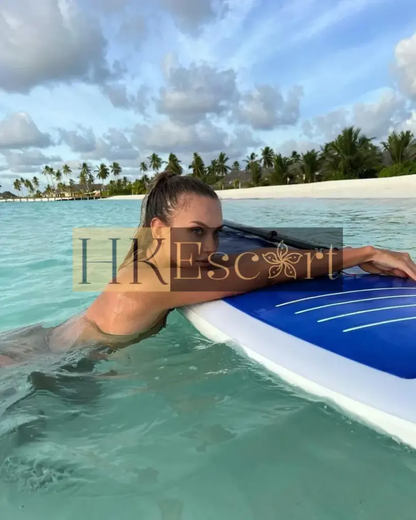 Lara - Escort Hong Kong, bust 1, height 168 cm, weight 56 kg