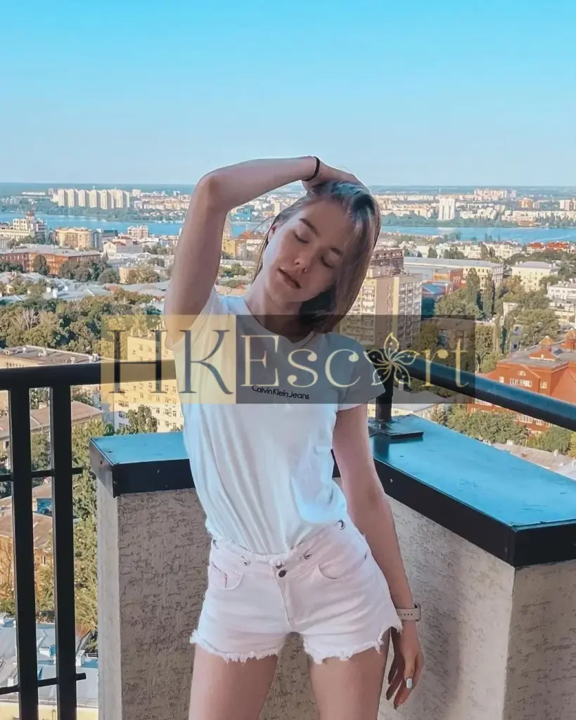 Alexa - Escort Hong Kong, bust 1, height 171 cm, weight 57 kg