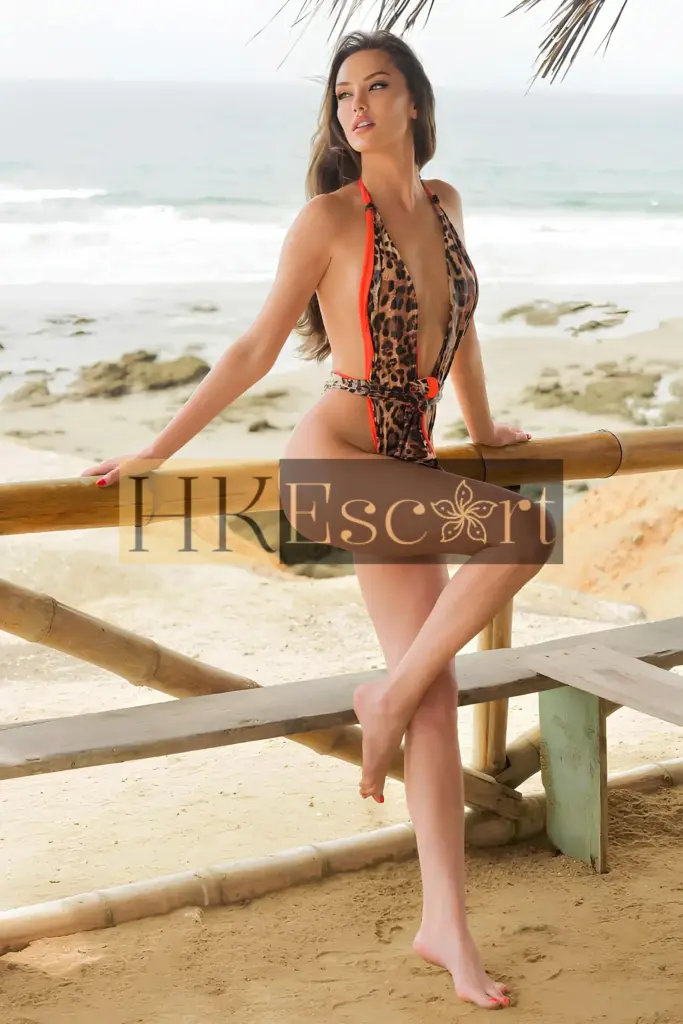 Coralie - Escort Hong Kong, bust 3, height 176 cm, weight 58 kg