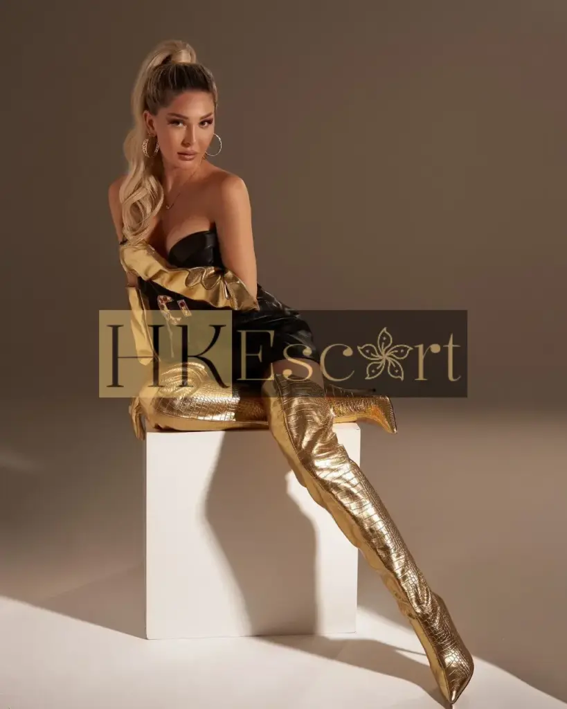 Evelina - Escort Hong Kong, bust 3, height 165 cm, weight 48 kg