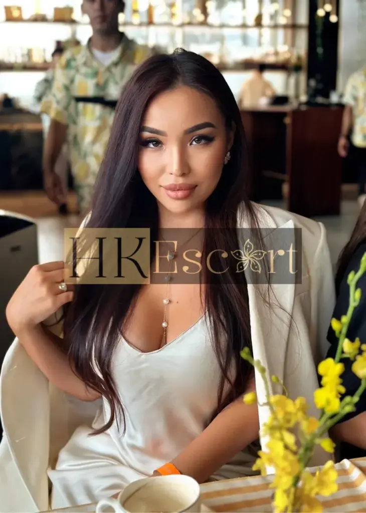 Didi - Escort Hong Kong, bust 3, height 169 cm, weight 50 kg