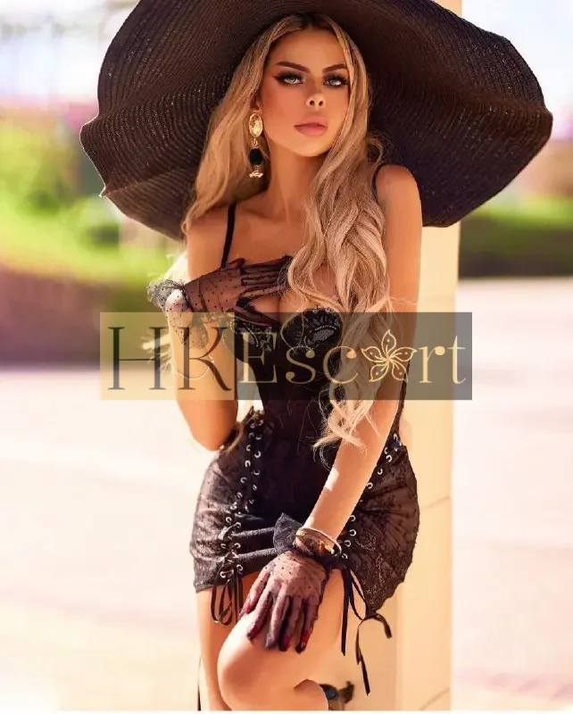 Martina - Escort Hong Kong, bust 4, height 170 cm, weight 51 kg