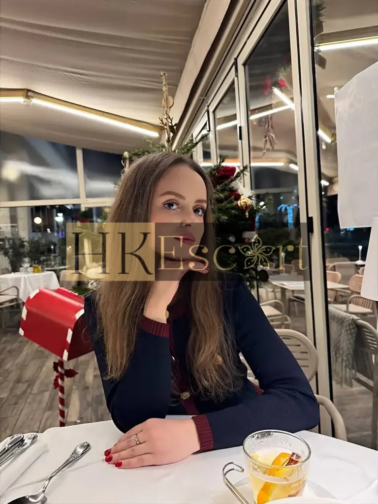 Riley - Escort Hong Kong, bust 1, height 170 cm, weight 56 kg