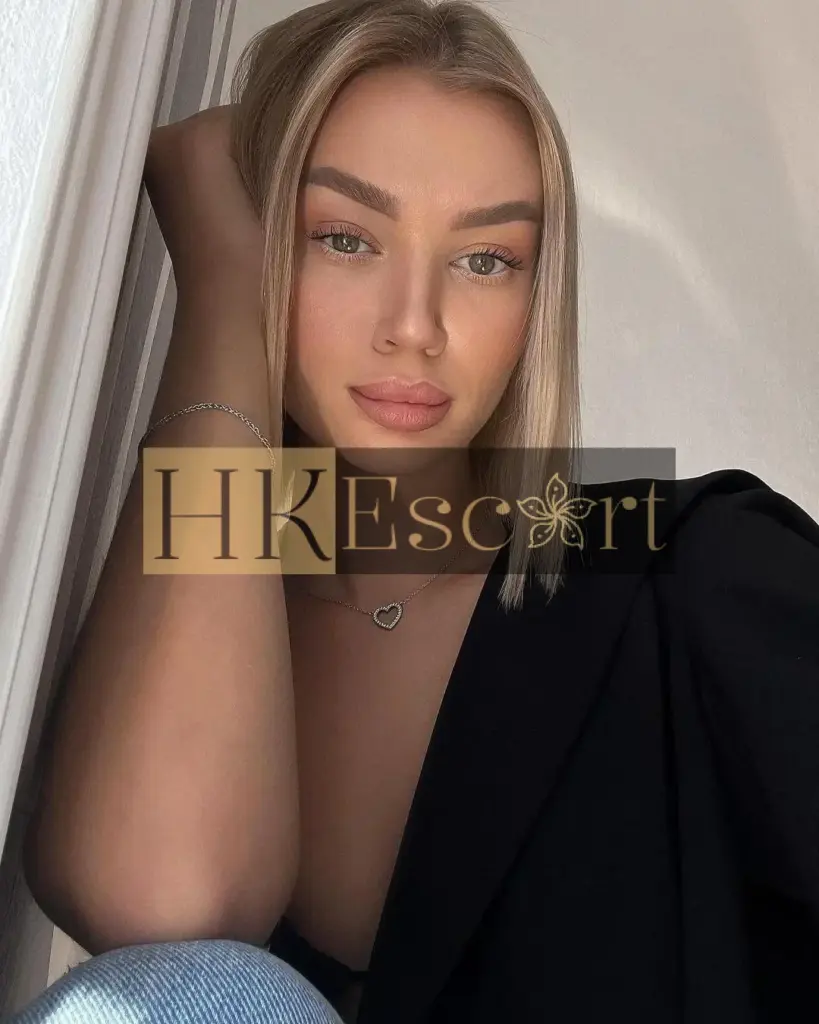 Taliah - Escort Hong Kong, bust 2, height 169 cm, weight 53 kg