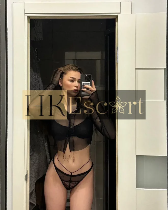 Romy, 18 years old, weight 56 kg, height 171 cm