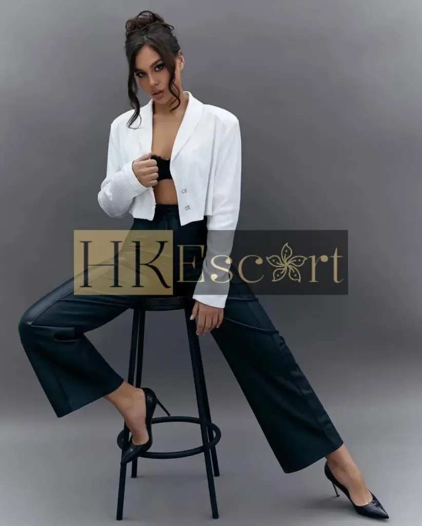 Amina - Escort Hong Kong, bust 2, height 177 cm, weight 56 kg